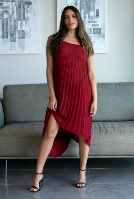 Küçükyali Merkez VIP Escort Bayan Bade ile Seçkin Buluşma